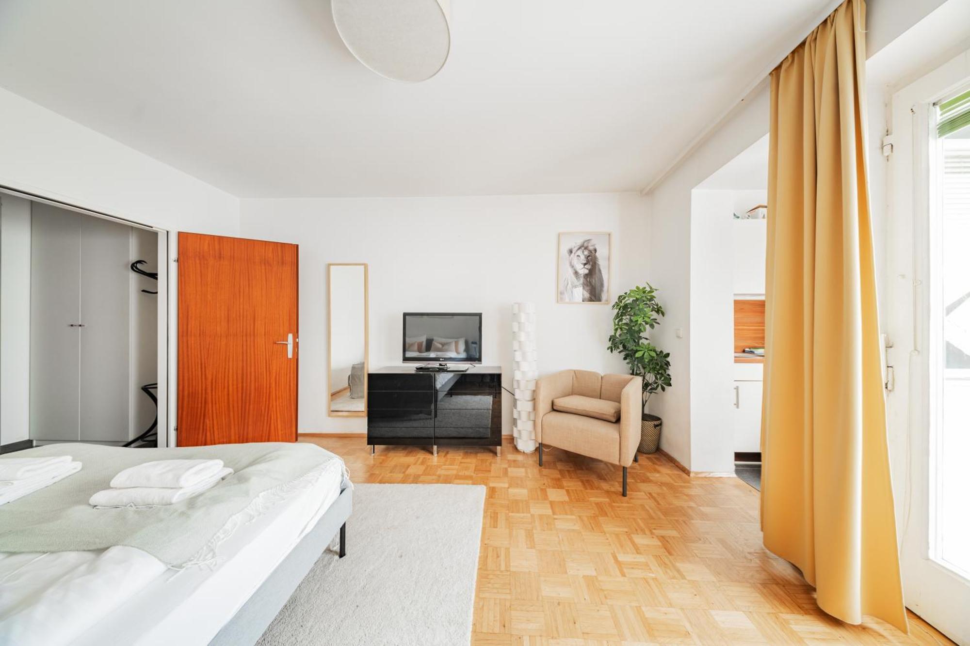 Studio Next To Karlskirche Wenen Kamer foto